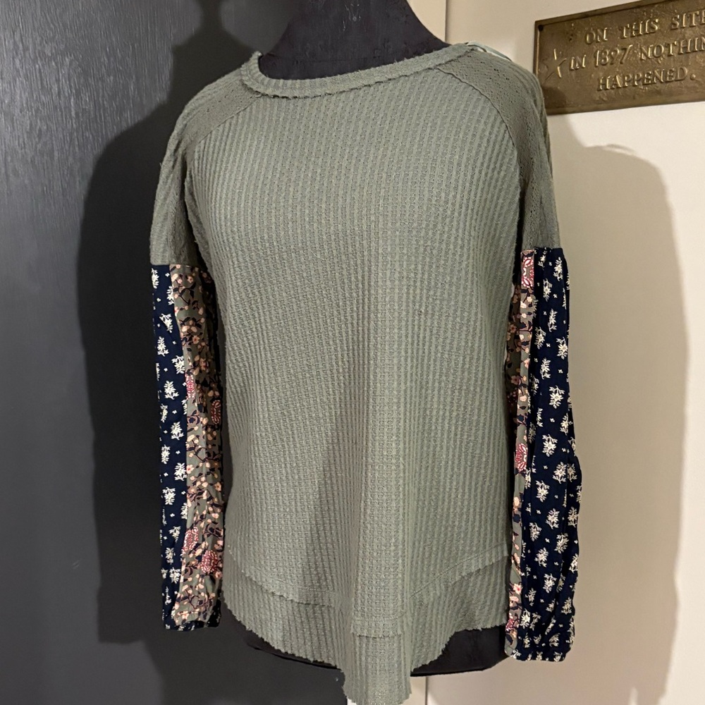 Knox Rose Boho Printed Sleeve Thermal Waffle Knit Long Sleeve Tee Shirt Blouse💜